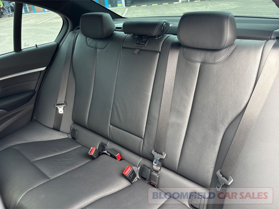 2018 BMW 3 Series