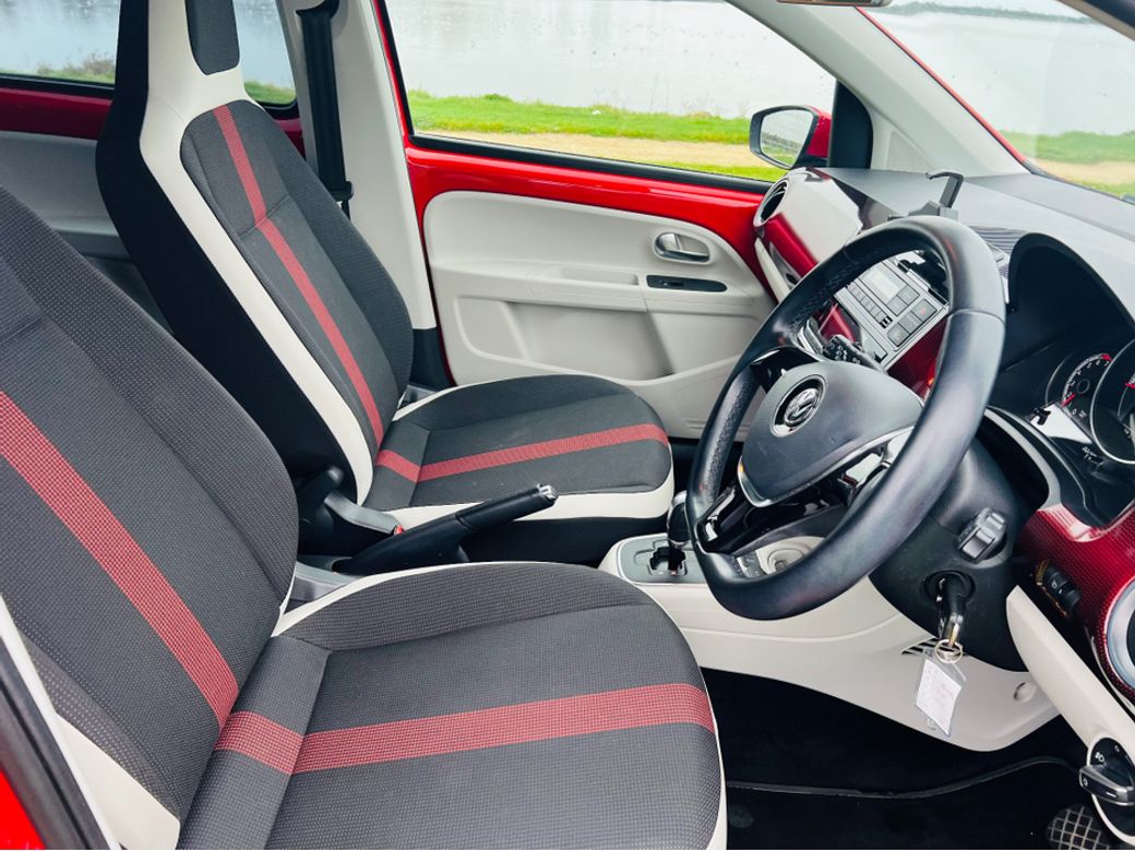 2017 Volkswagen up!