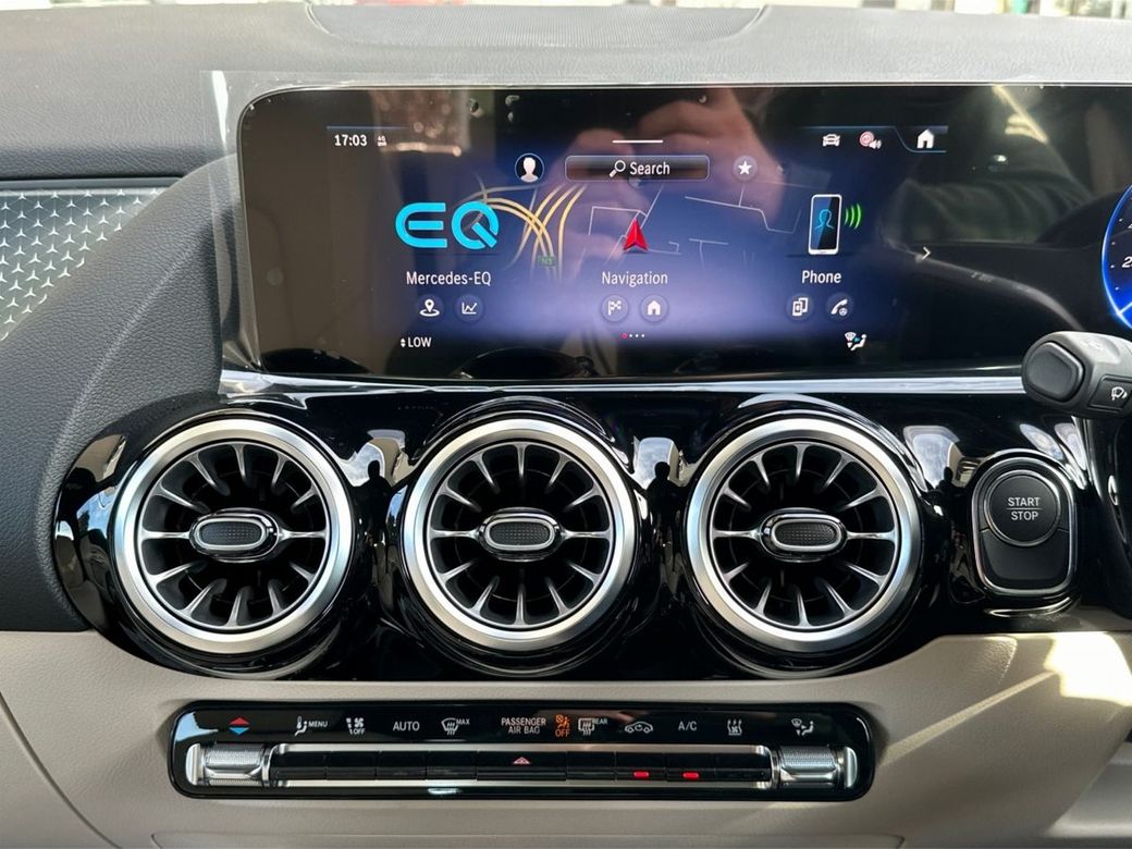 2025 Mercedes-Benz EQA