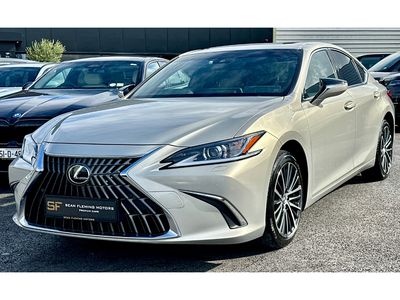 2023 Lexus ES 300h