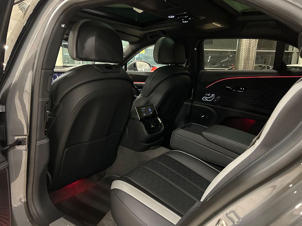 2025 Bentley Flying Spur