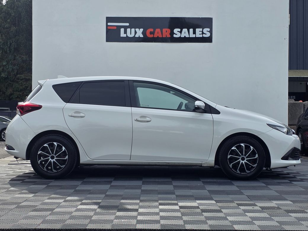 2018 Toyota Auris