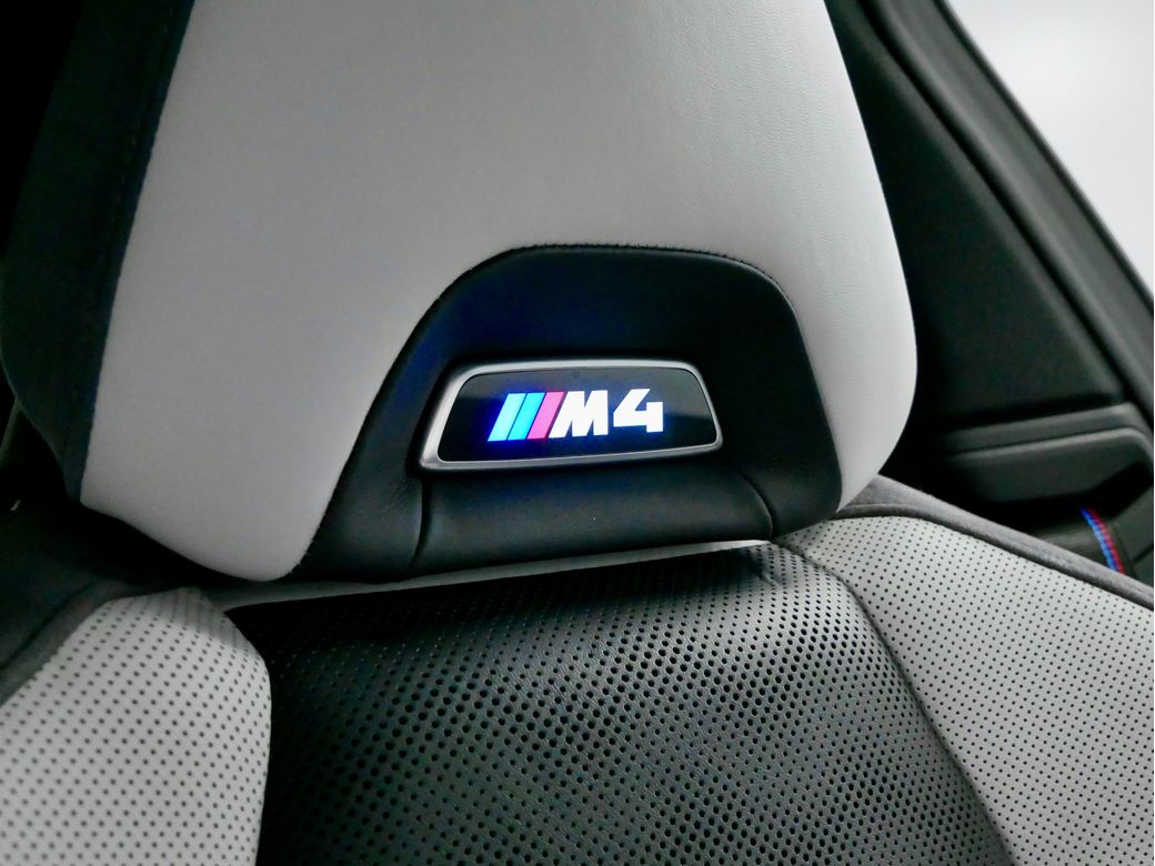 2021 BMW M4