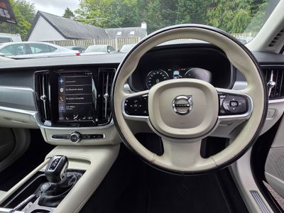 2020 Volvo V90