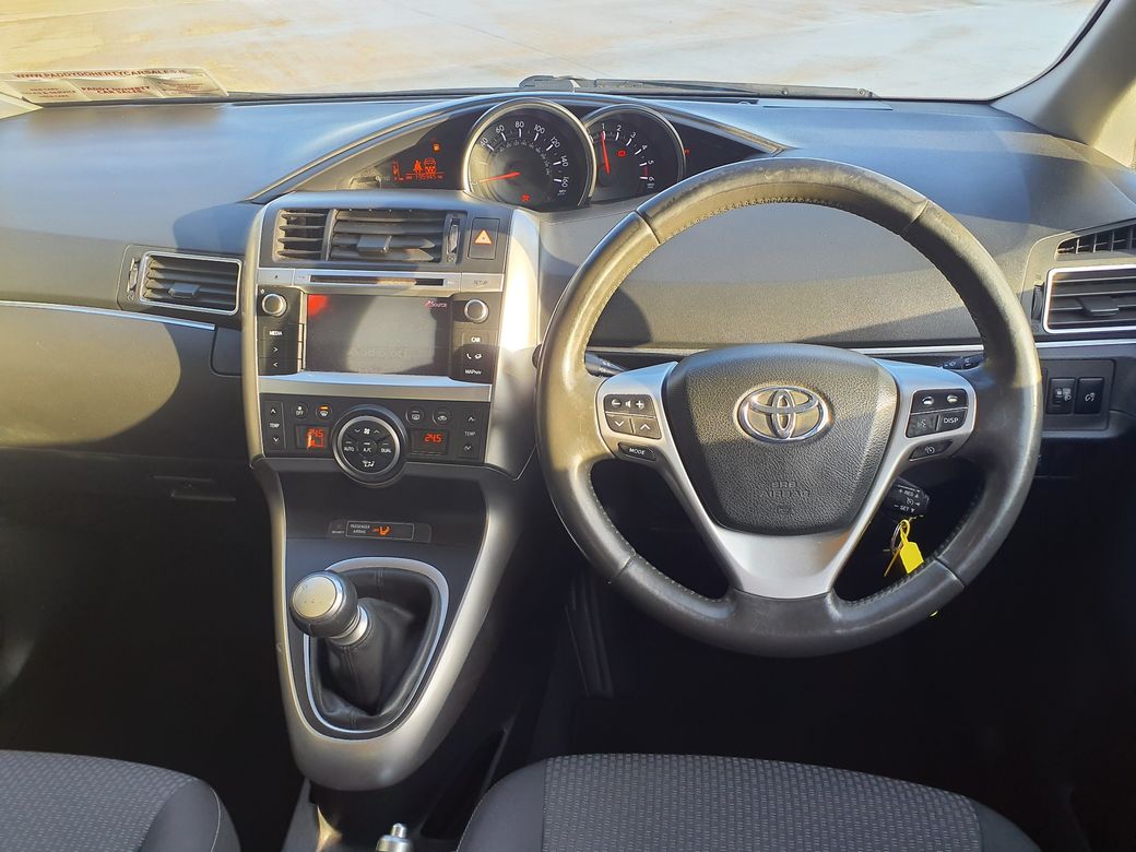2013 Toyota Verso