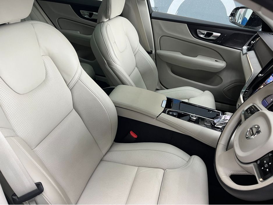 2024 Volvo V60