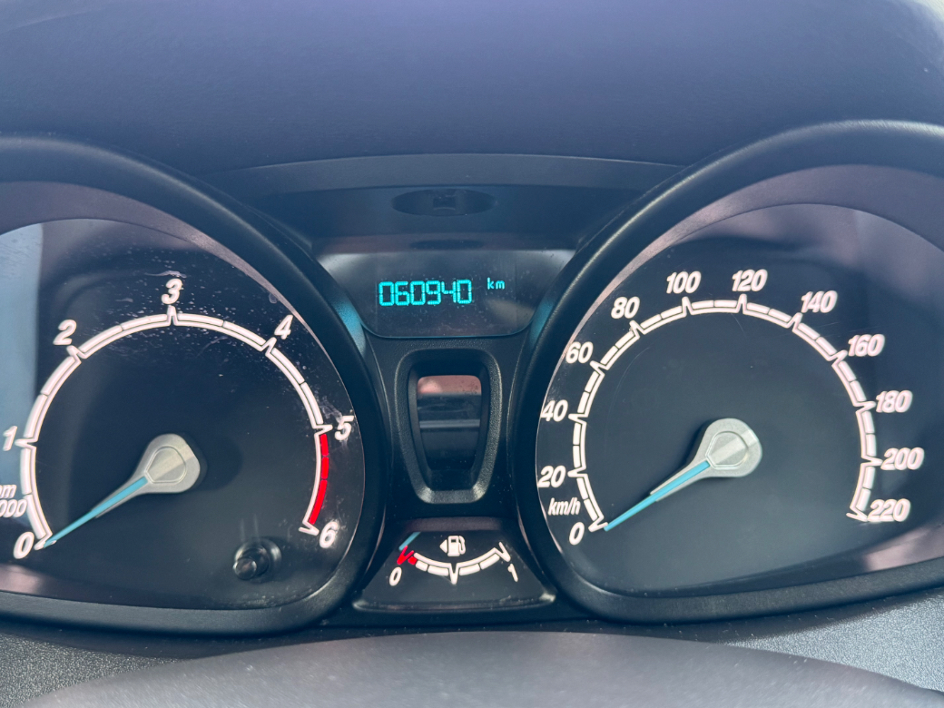 2023 Ford Transit Courier