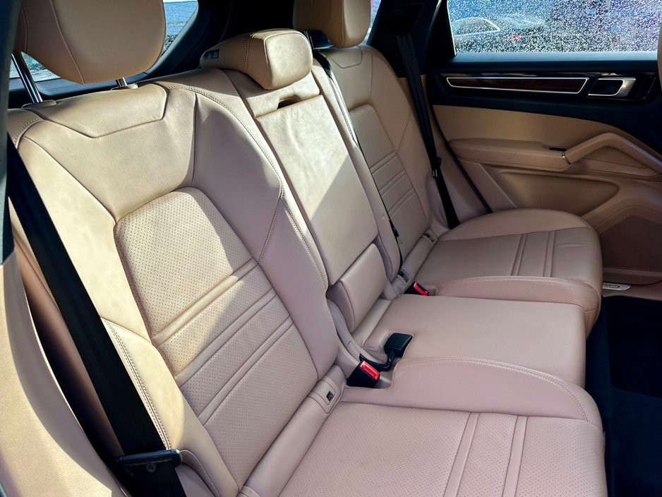 2021 Porsche Cayenne