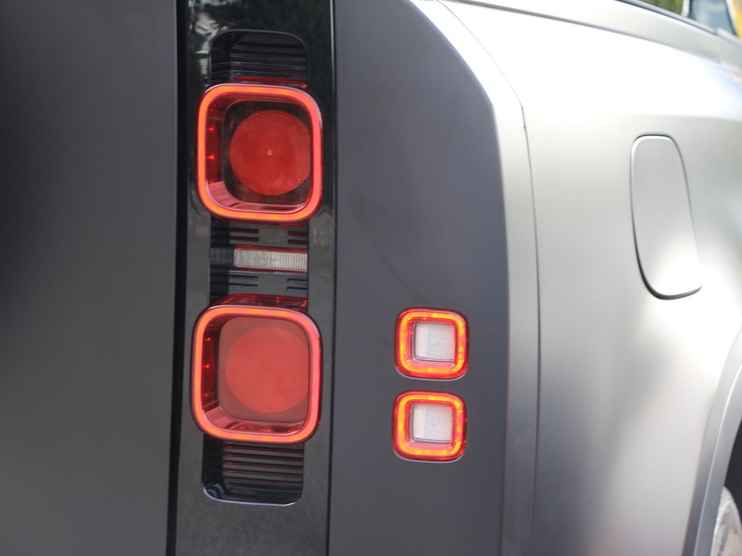2024 Land Rover Defender