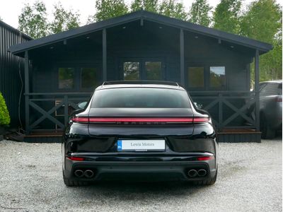 2025 Porsche Panamera