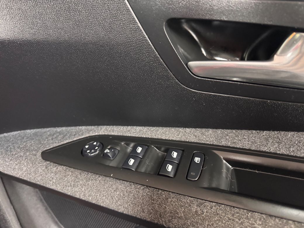 2018 Peugeot 3008