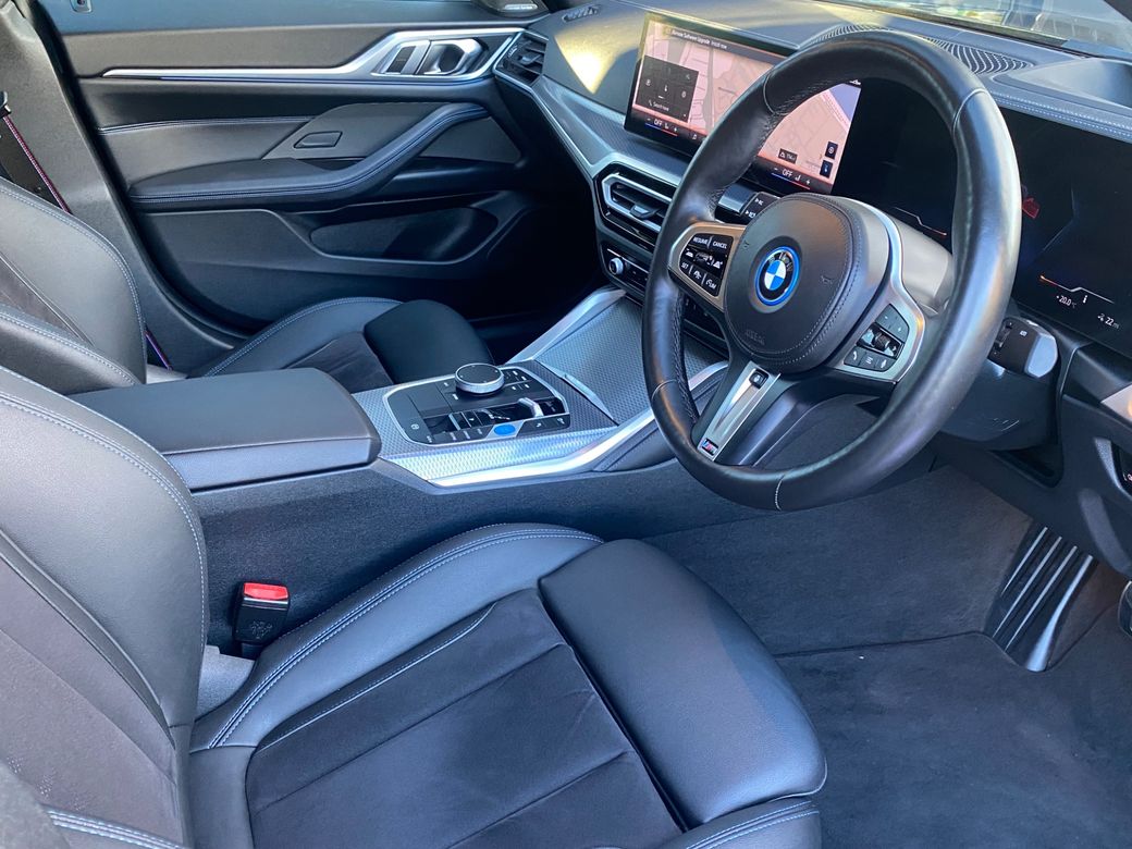 2024 BMW i4
