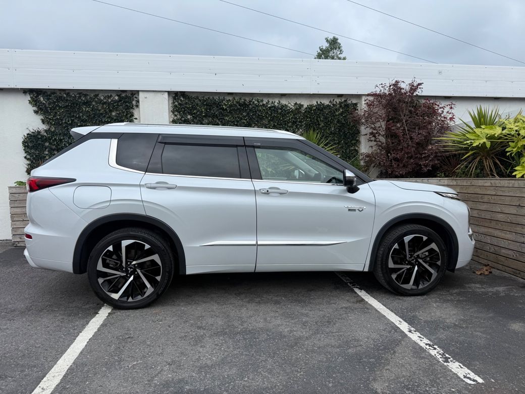 2022 Mitsubishi Outlander
