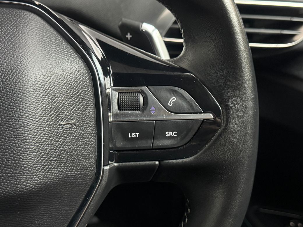 2023 Peugeot 5008