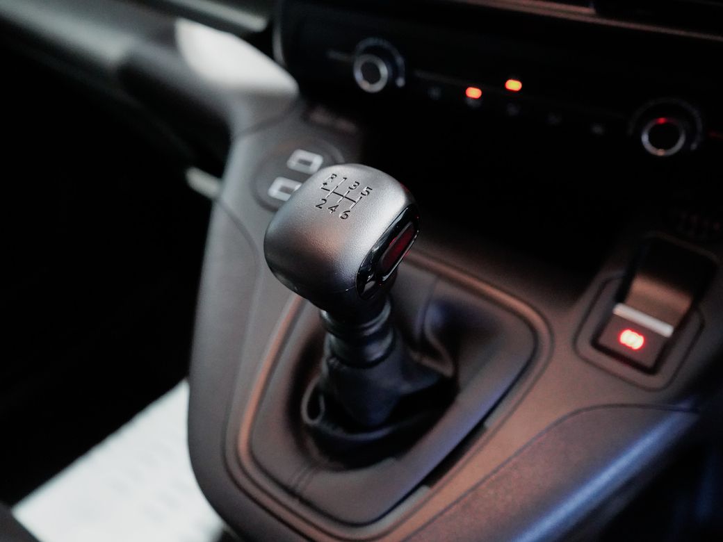 2026 Peugeot Partner