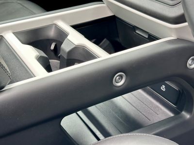 2025 Land Rover Defender