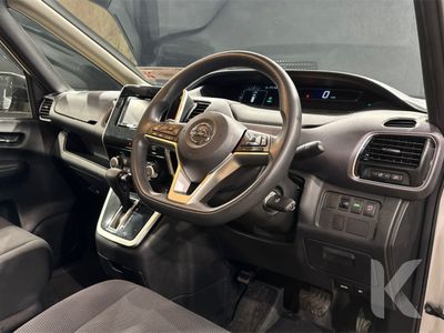 2017 Nissan Serena