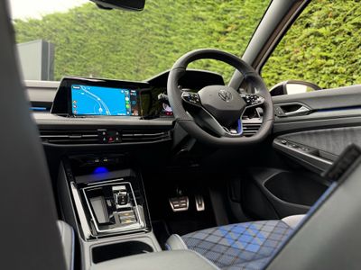 2023 Volkswagen Golf