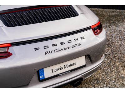 2017 Porsche 911