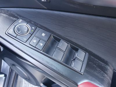 2021 Lexus IS 300h