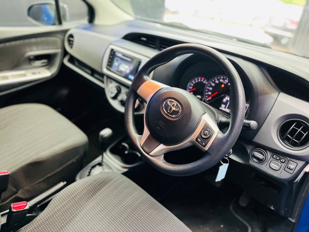 2015 Toyota Vitz