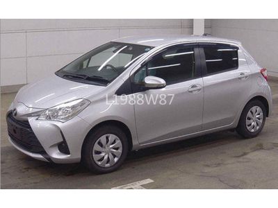 2017 Toyota Vitz