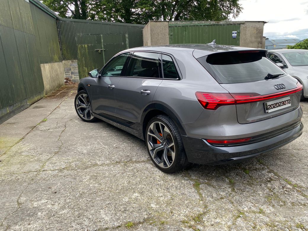 2020 Audi e-tron