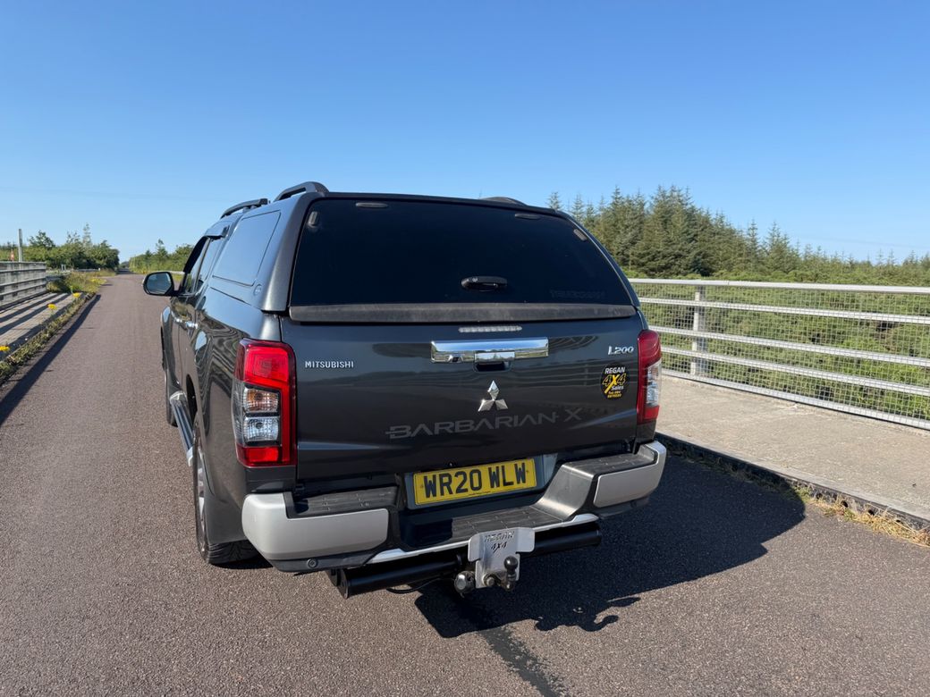 2020 Mitsubishi L200