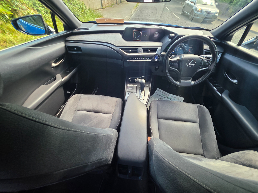 2023 Lexus UX 300e