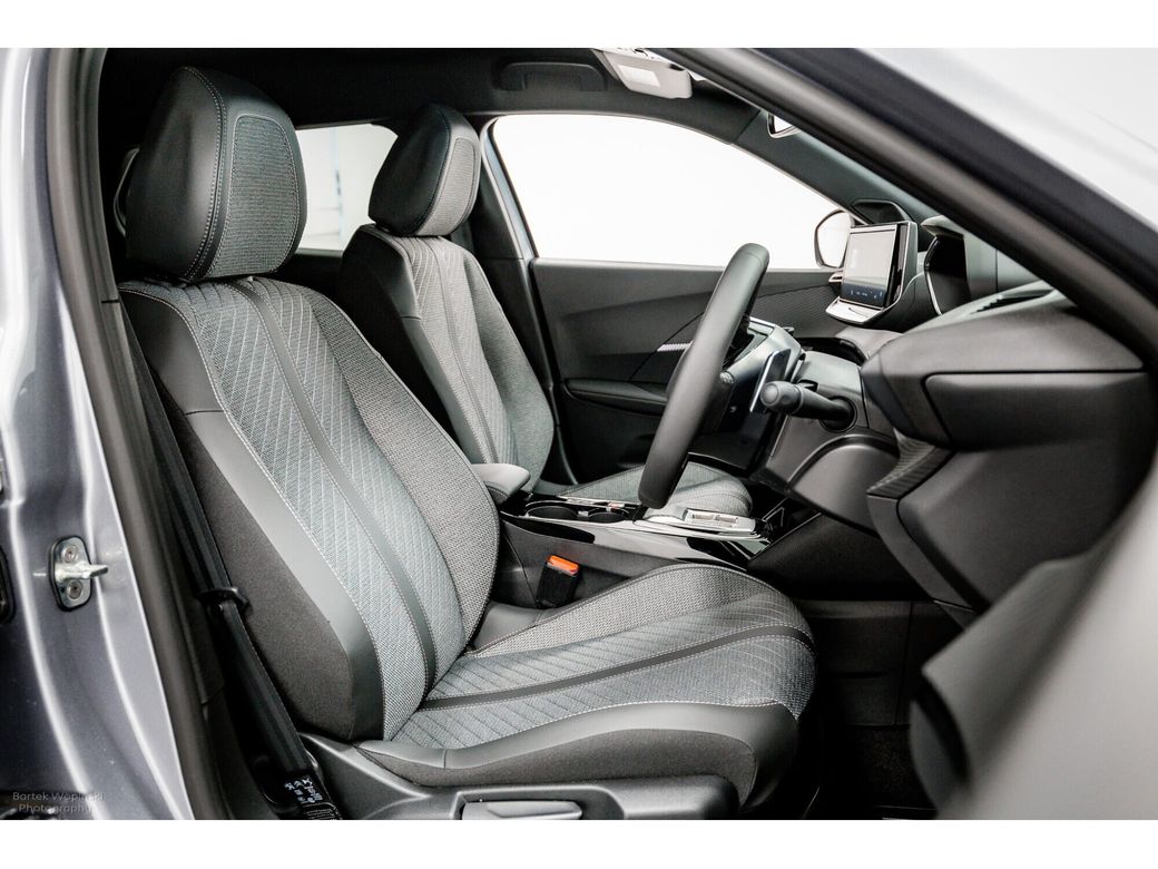 2025 Peugeot 2008