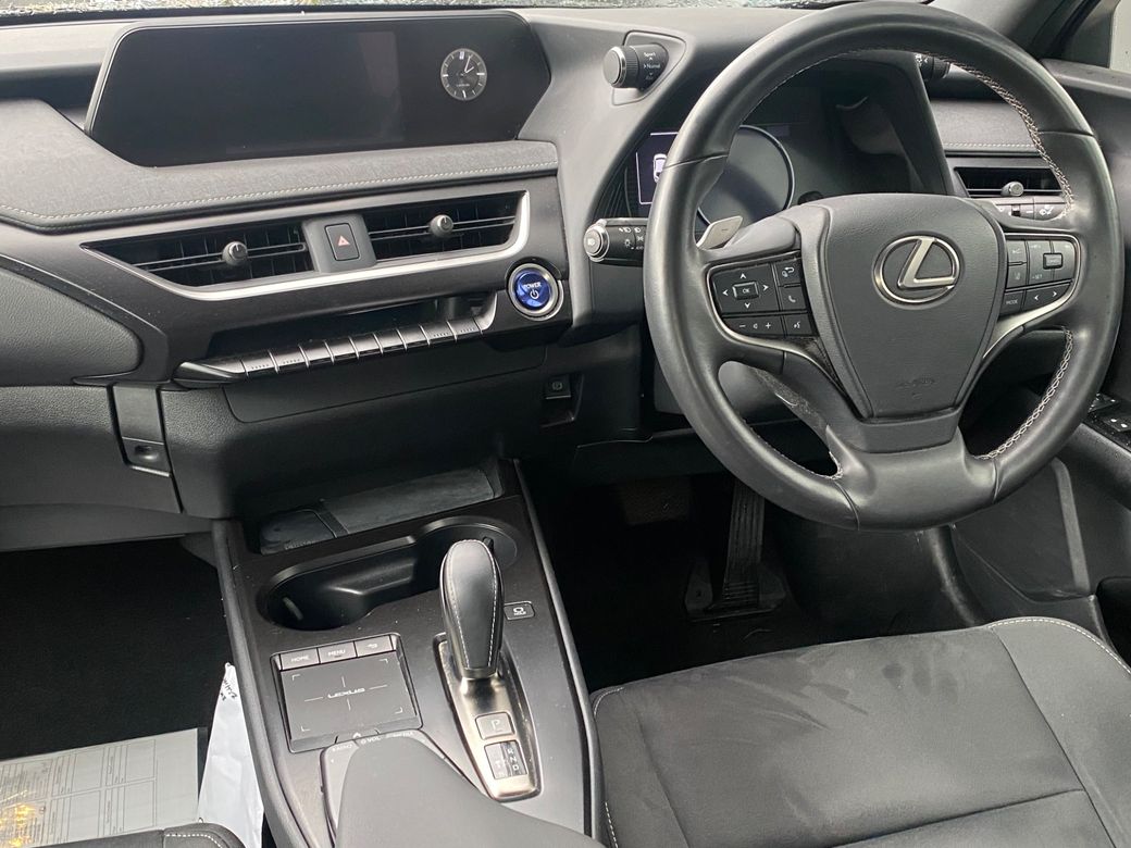 2022 Lexus UX 300e