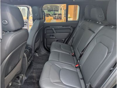 2025 Land Rover Defender