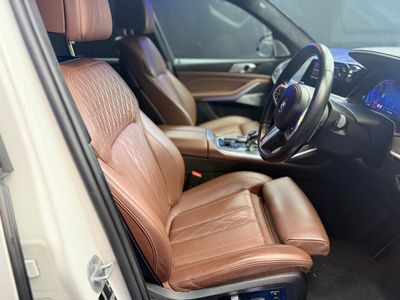 2021 BMW X7