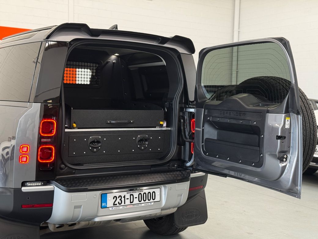 2023 Land Rover Defender