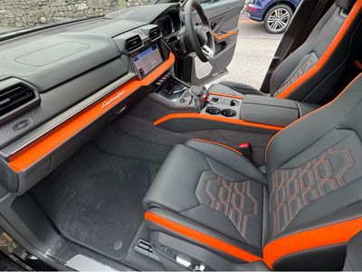 2025 Lamborghini Urus