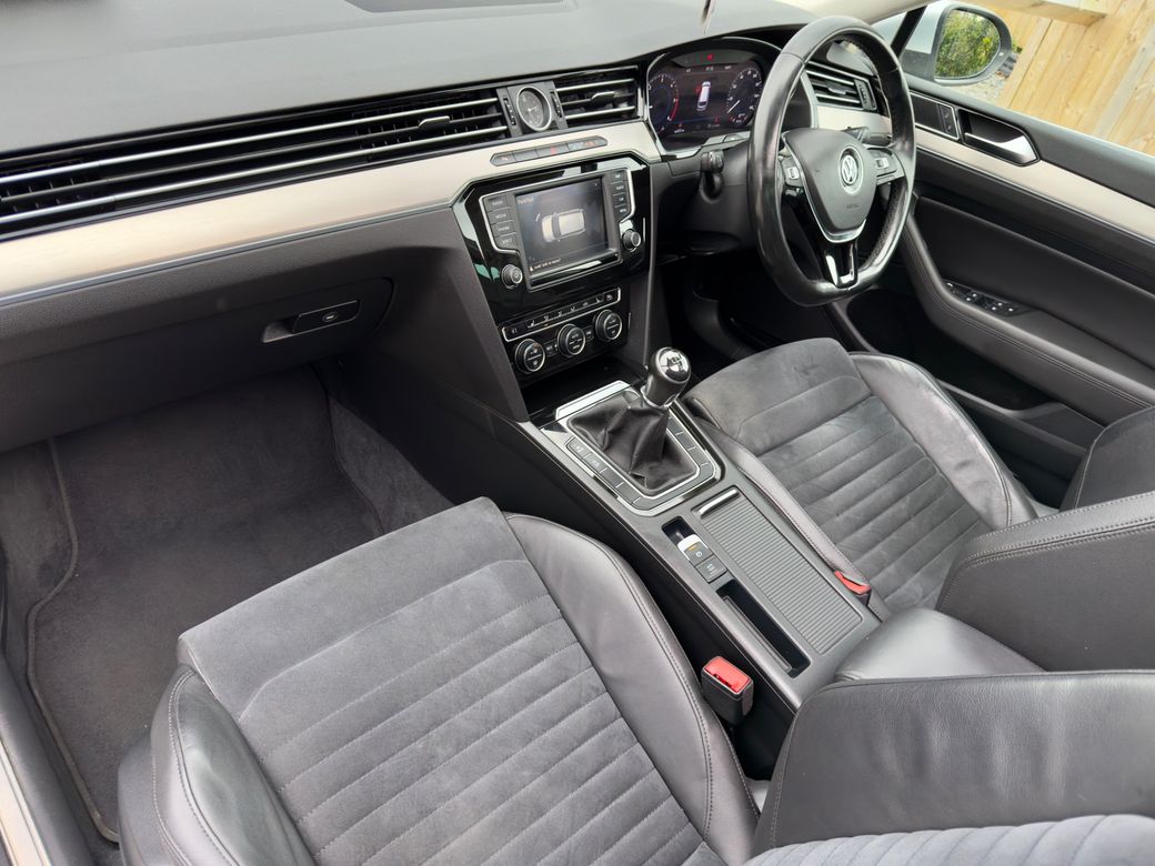 2016 Volkswagen Passat