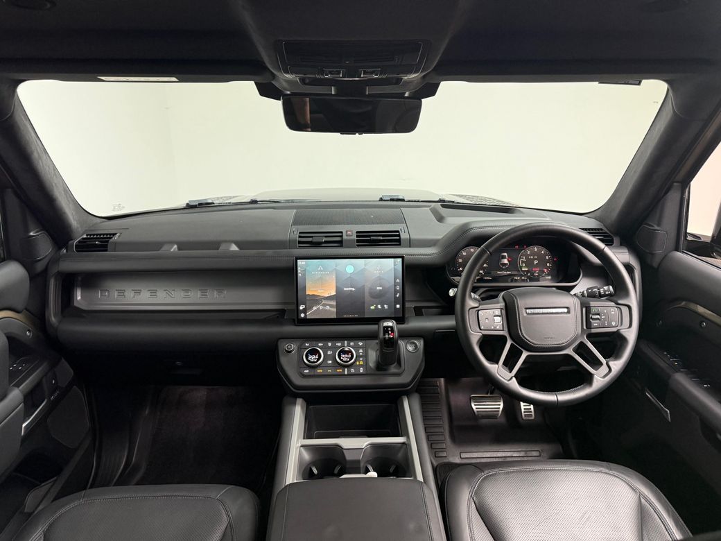 2025 Land Rover Defender