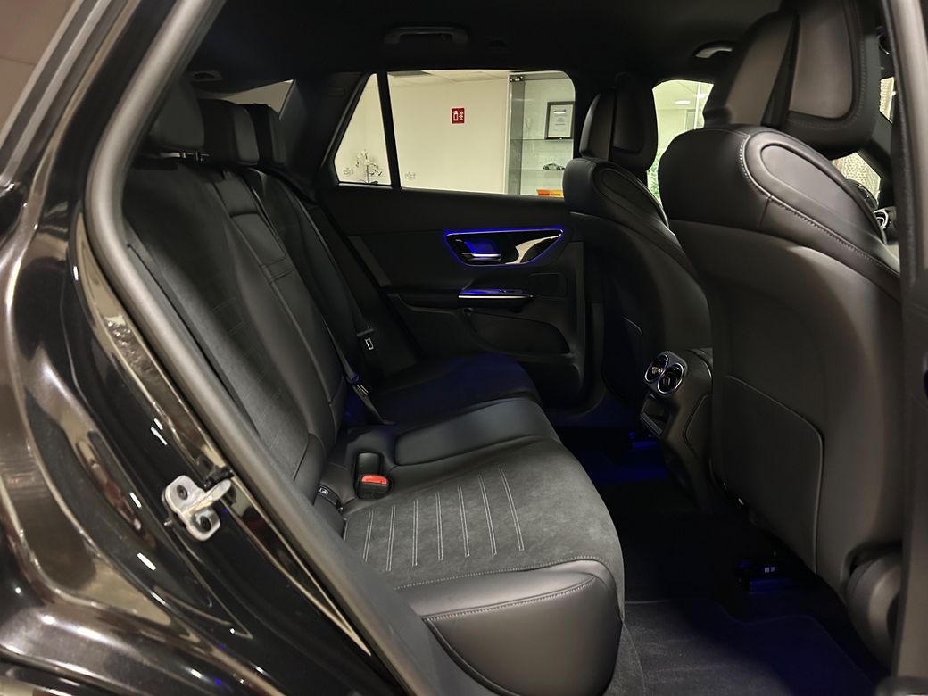 2025 Mercedes-Benz GLC Class