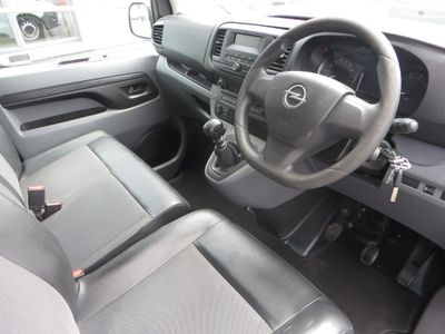 2020 Opel Vivaro