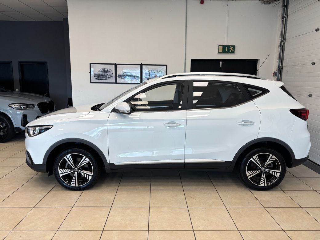 2021 MG ZS