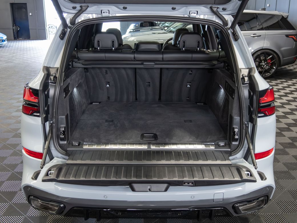 2025 BMW X5