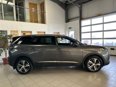 2024 Peugeot 5008