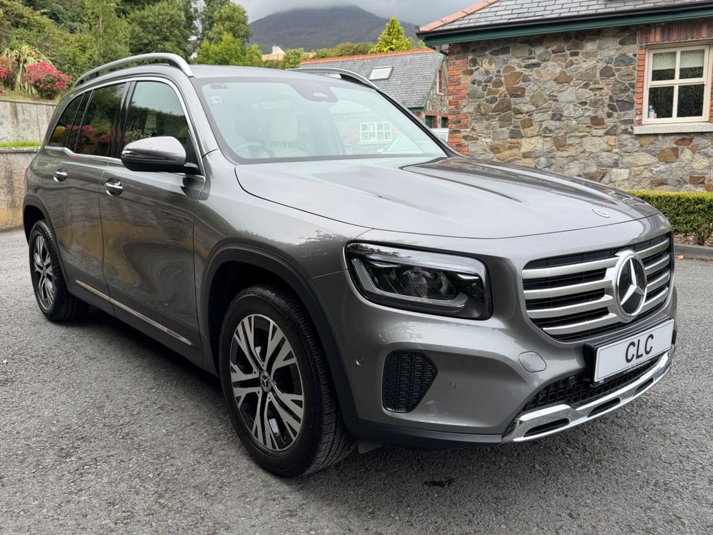 2024 Mercedes-Benz GLB Class