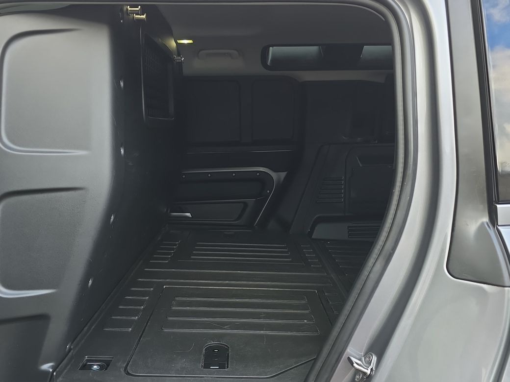 2023 Land Rover Defender