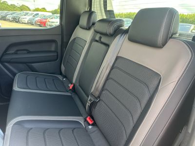 2025 Volkswagen Amarok