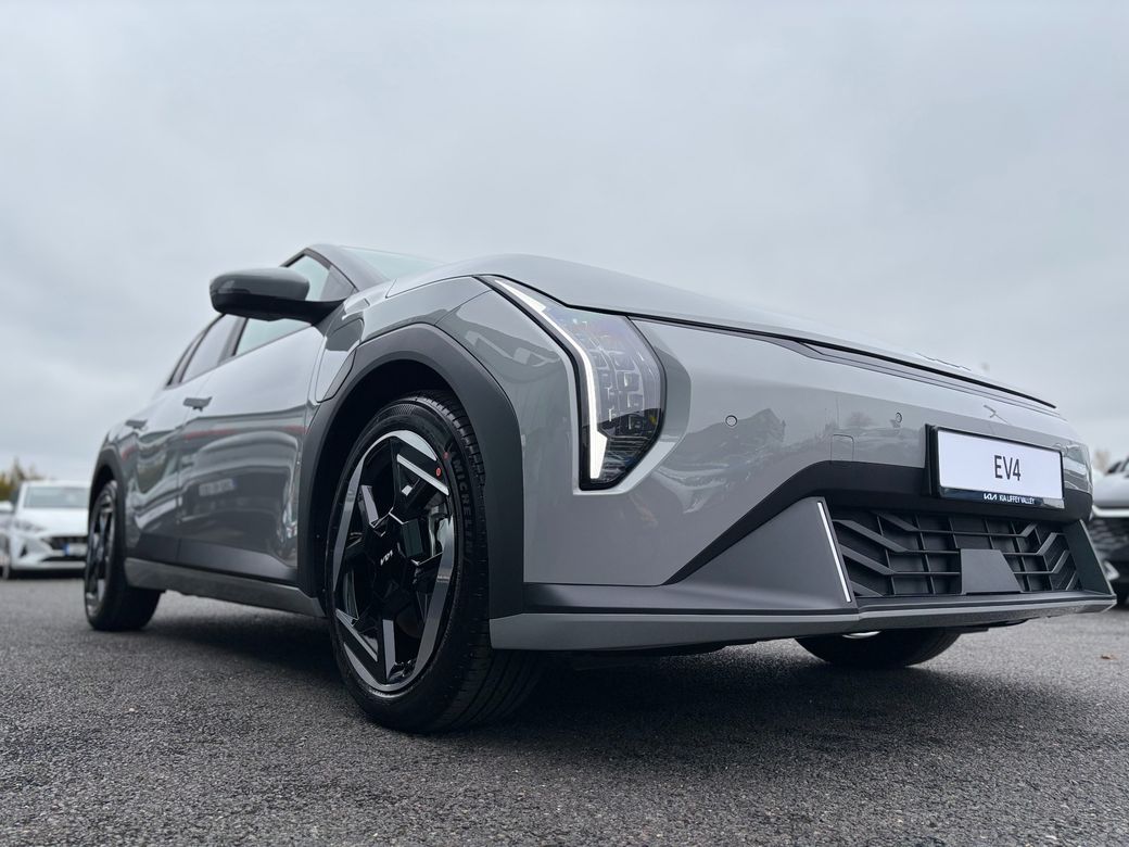 2026 Kia EV4
