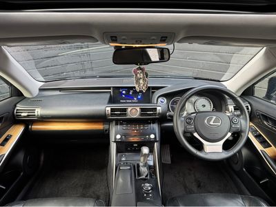 2013 Lexus IS