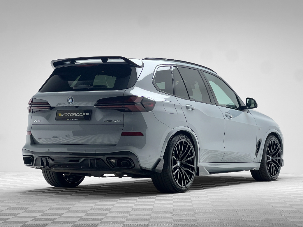 2025 BMW X5