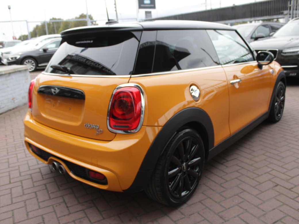 2016 Mini Cooper D