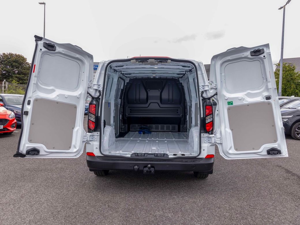 2026 Ford Transit Custom